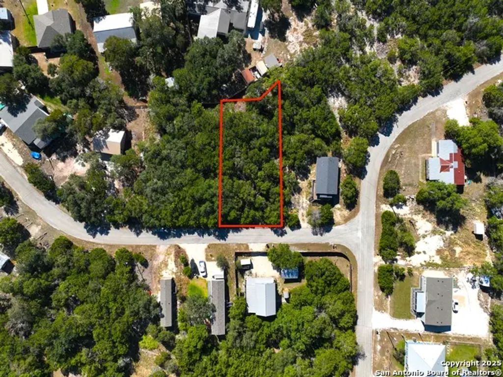 426 Clay Ridge, Canyon Lake