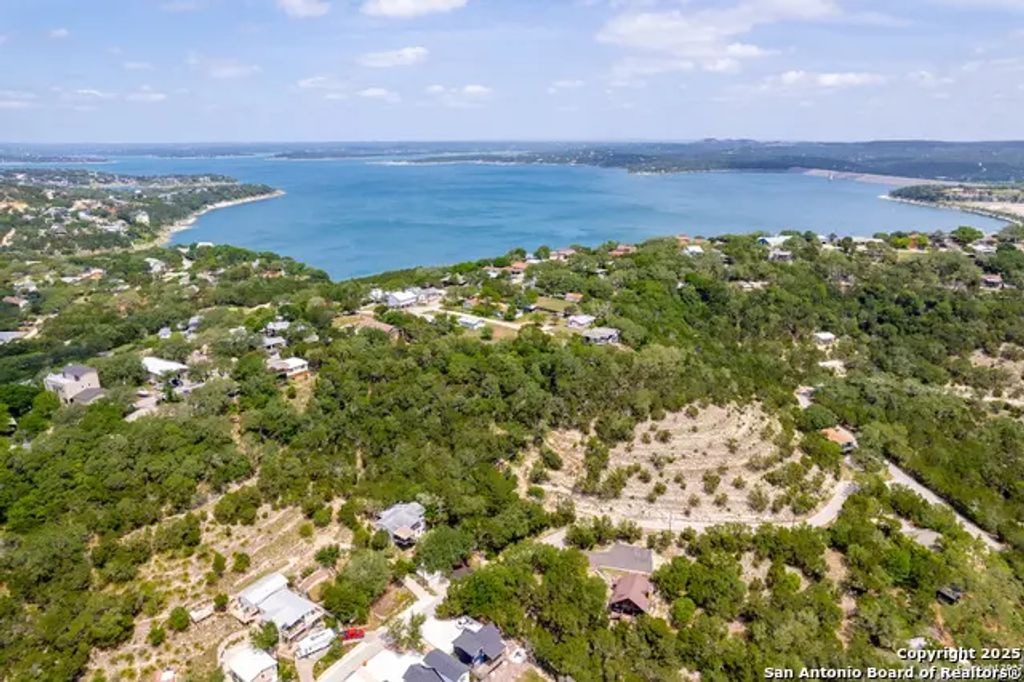 492 Dusty Saddle, Canyon Lake