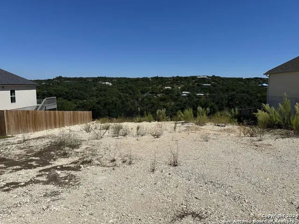 28010 Versant Hills, Boerne