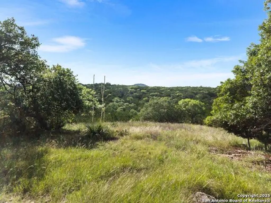 4366 Whartons Dock, Bandera