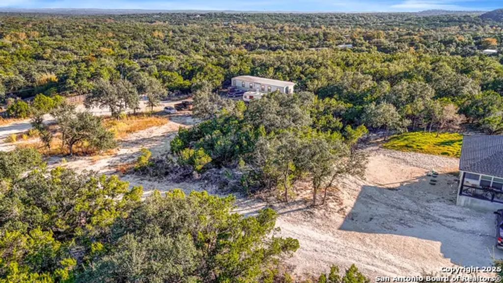 1044 Ken Wayne Dr, Spring Branch