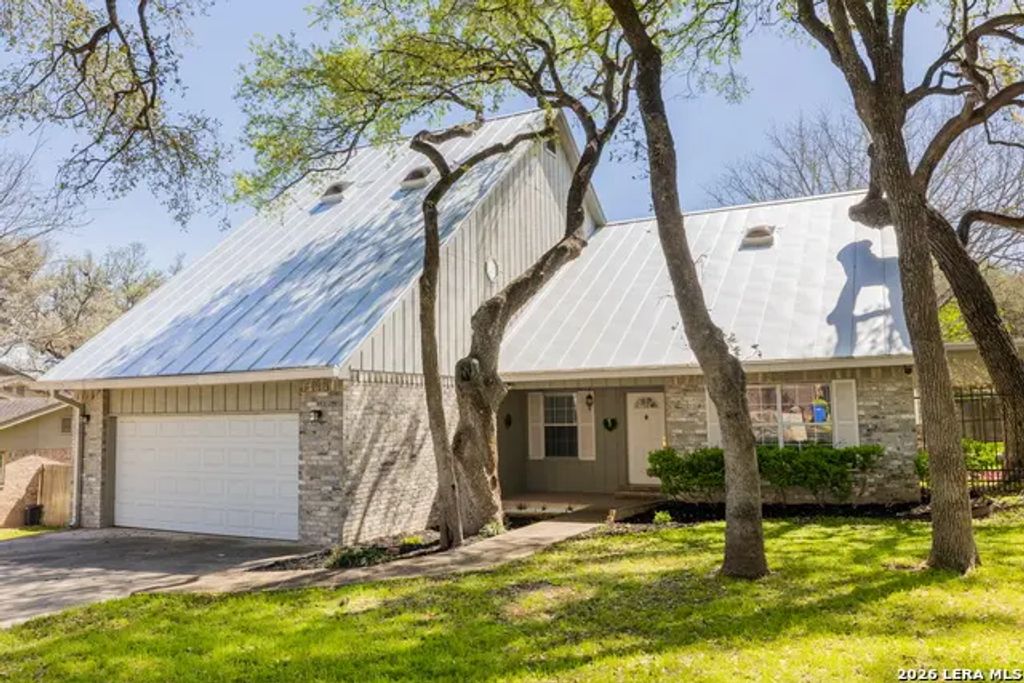 106 E Tanglewood, New Braunfels