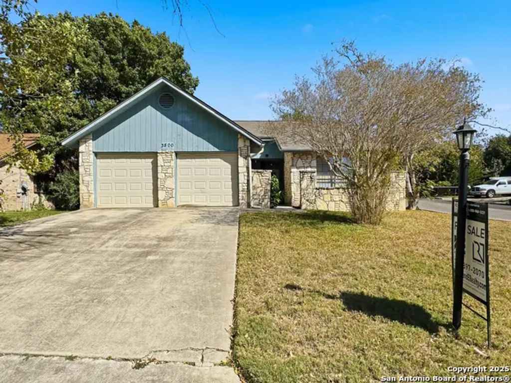 3800 Overlook, Schertz