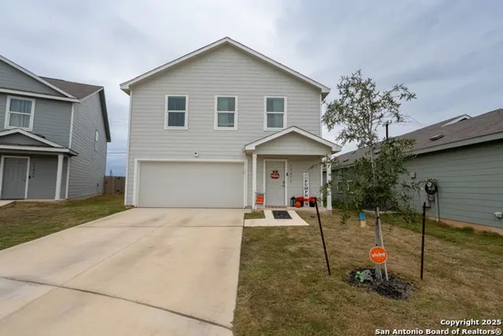 13255 Faxon Pass, San Antonio