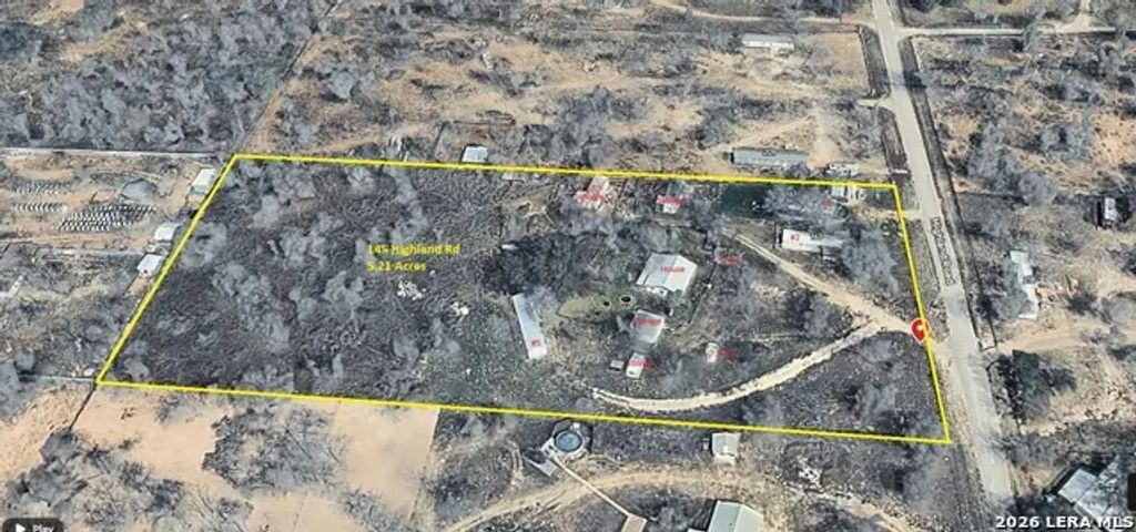 145 Highland Rd, Poteet