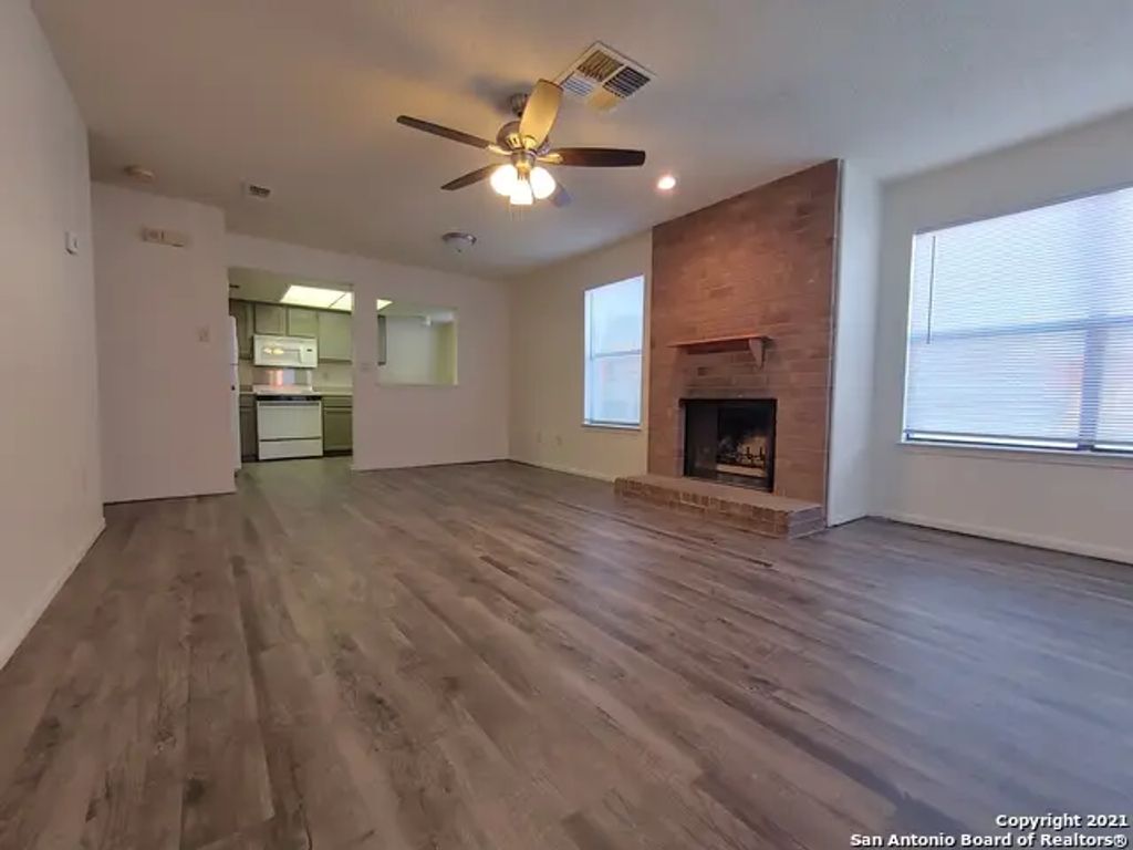 6316 Cambridge 1, San Antonio