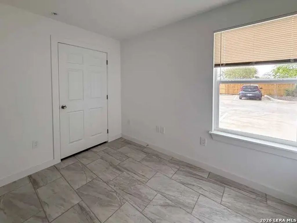 346 Ware, San Antonio