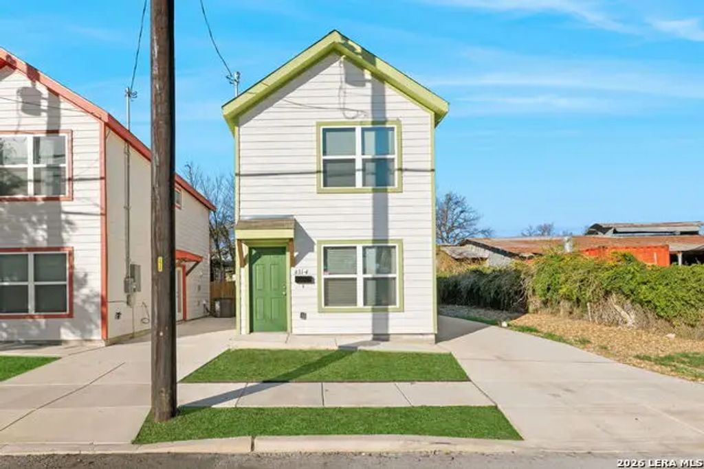 631 E Carolina 4, San Antonio
