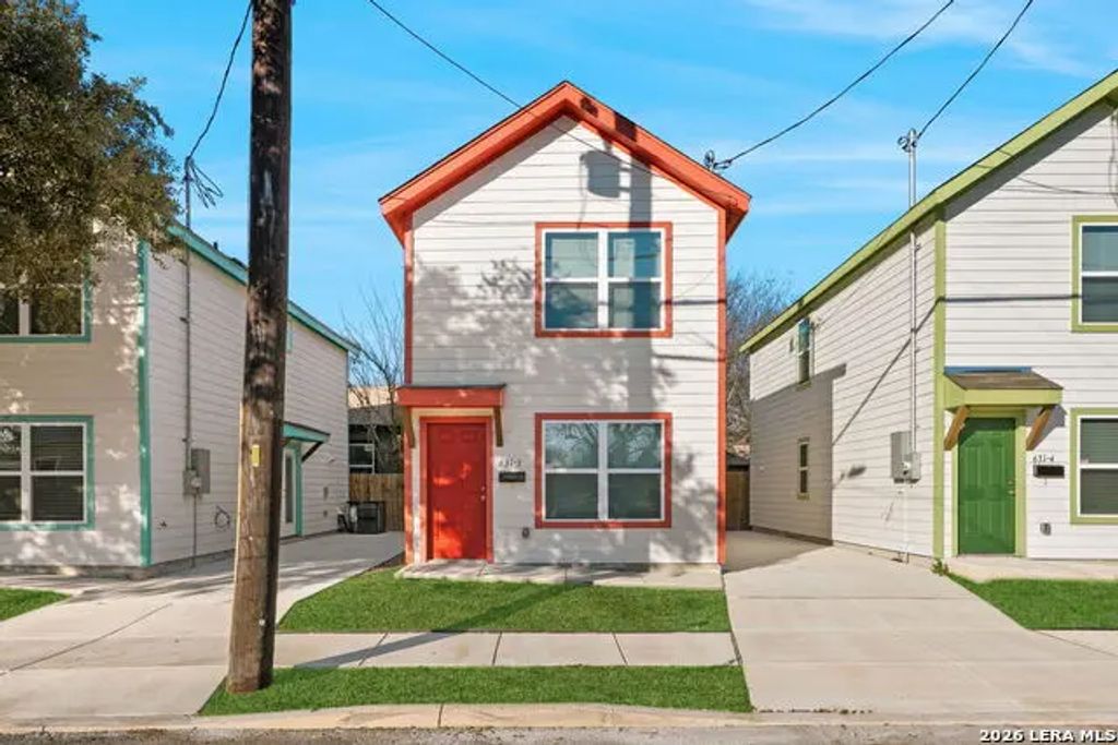 631 E Carolina 3, San Antonio