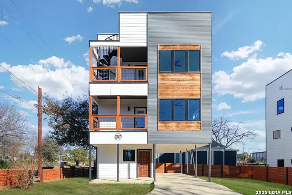1512 Wyoming St 1, San Antonio