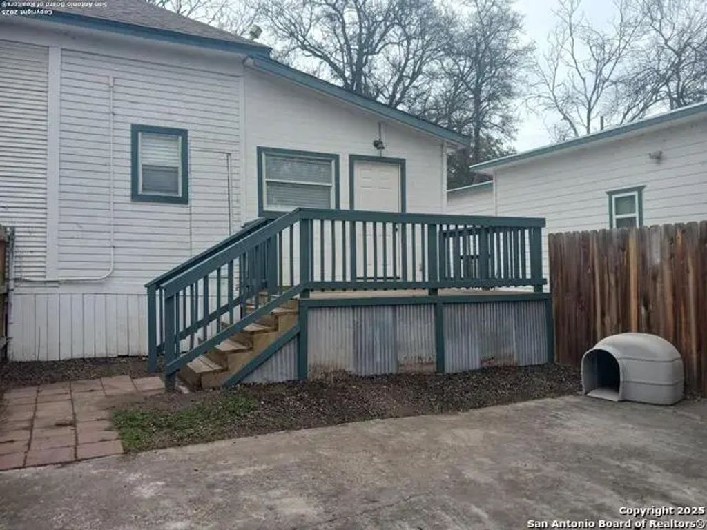 212 Mclane B, San Antonio