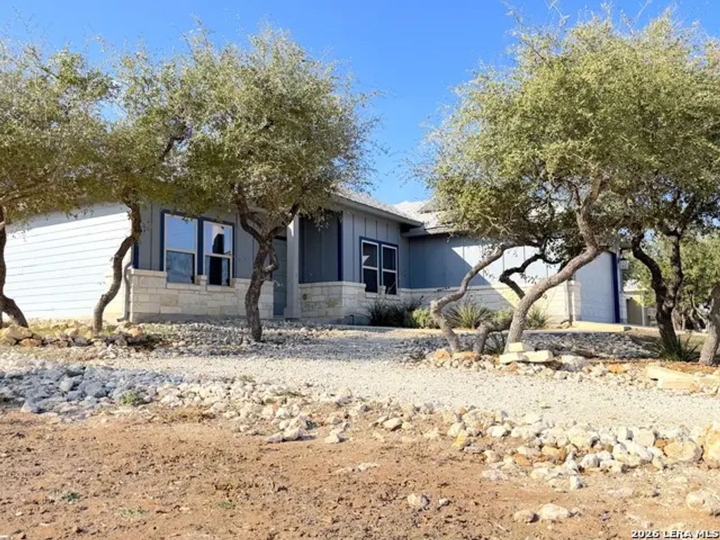 381 Monarch, Canyon Lake