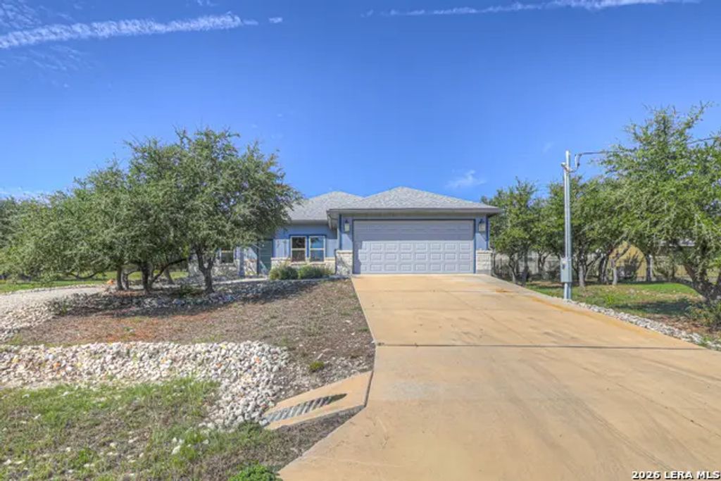 381 Monarch, Canyon Lake