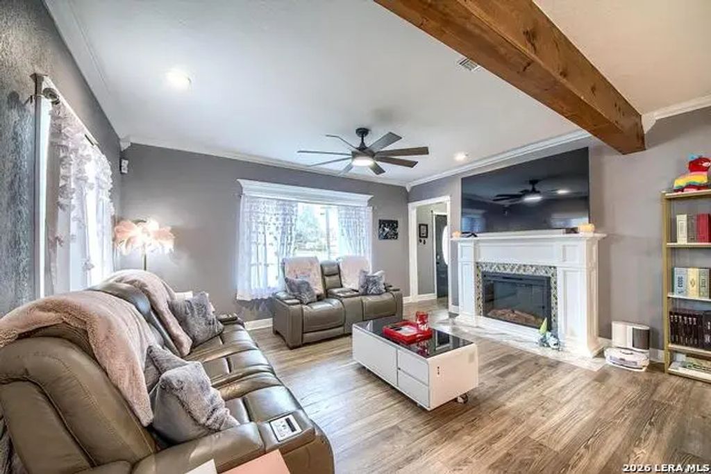 1002 W French Place, San Antonio