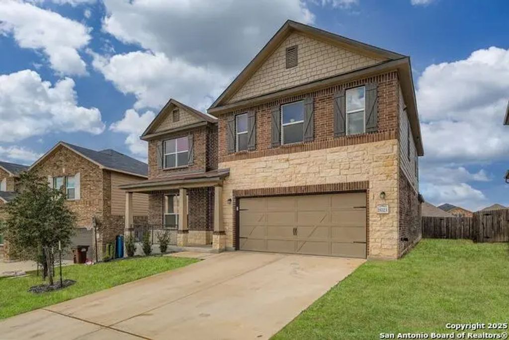 15323 Danae Bend, San Antonio