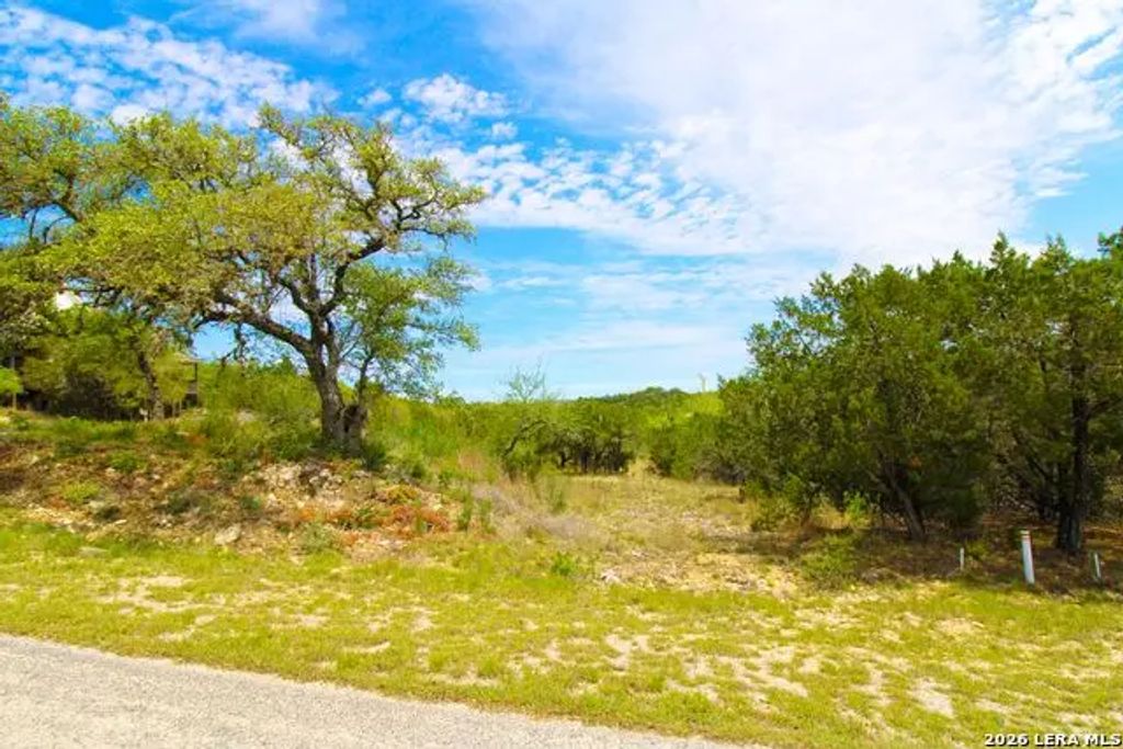 151 Nighthawk, Canyon Lake