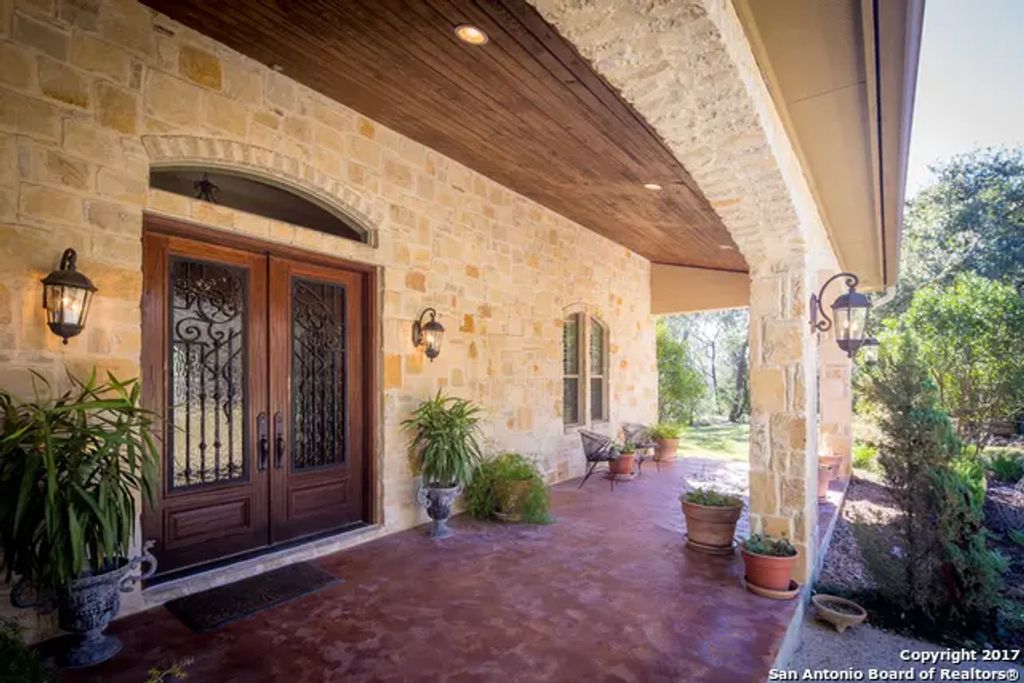 133 Mariposa Loop, New Braunfels