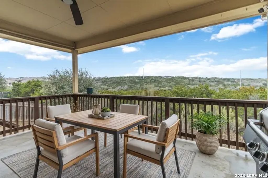 26215 Big Bluestem, San Antonio