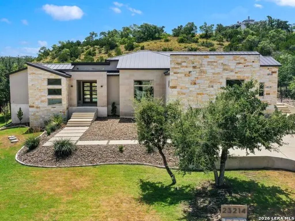 23214 Edens Canyon, San Antonio