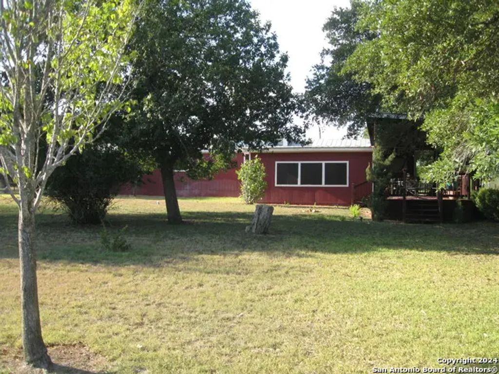 580 Cr 663, Devine