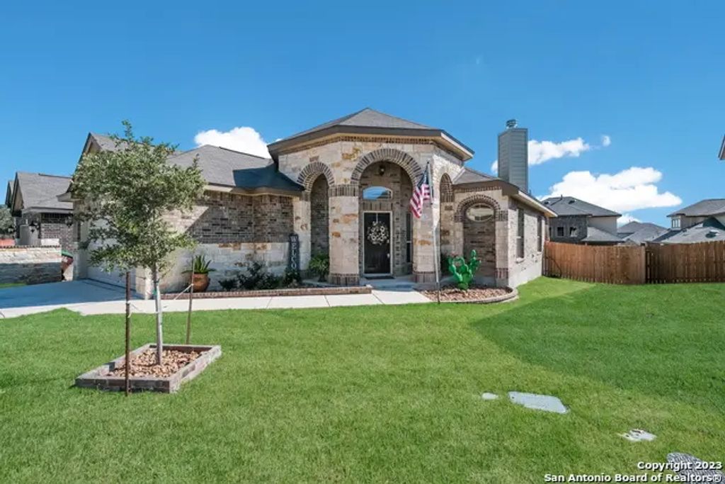11406 Briceway Nite, Helotes
