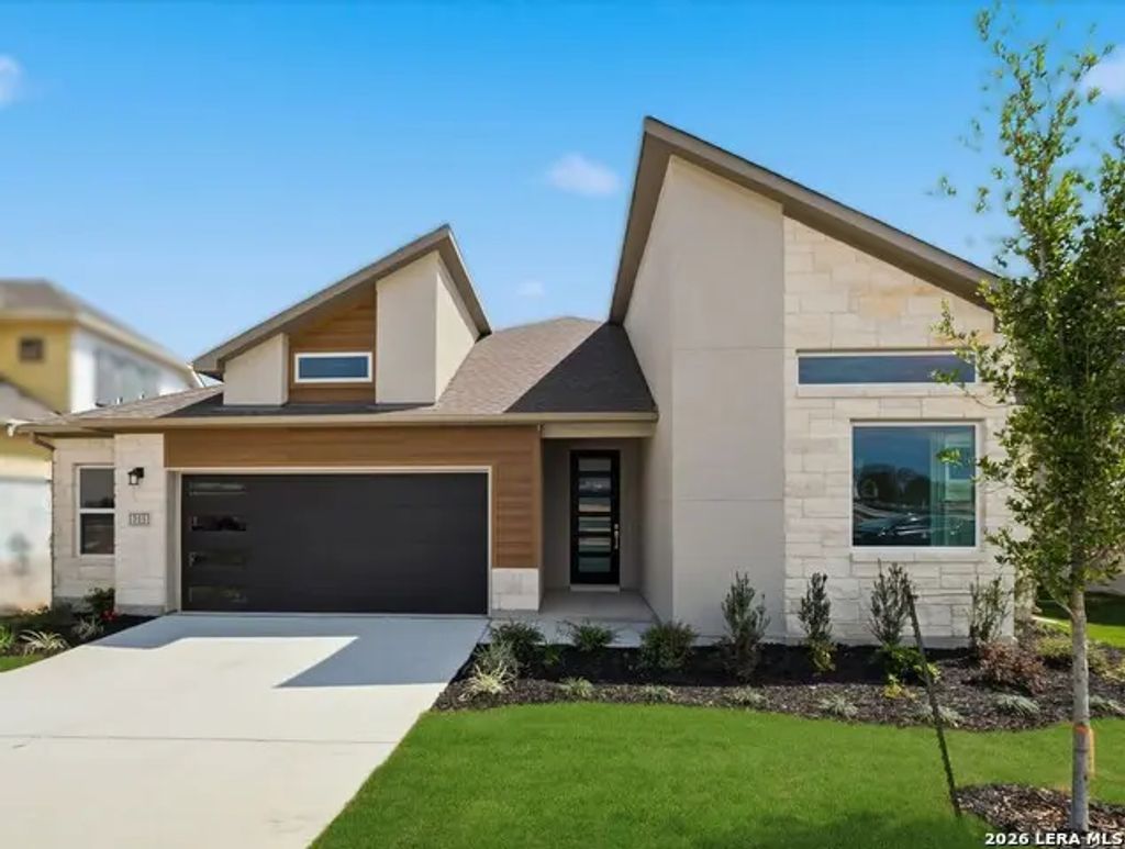 305 Fandango, Boerne