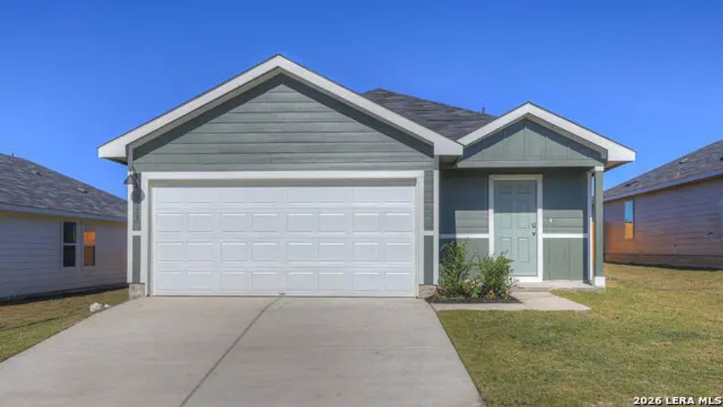 311 Wild Goose Dr, Luling
