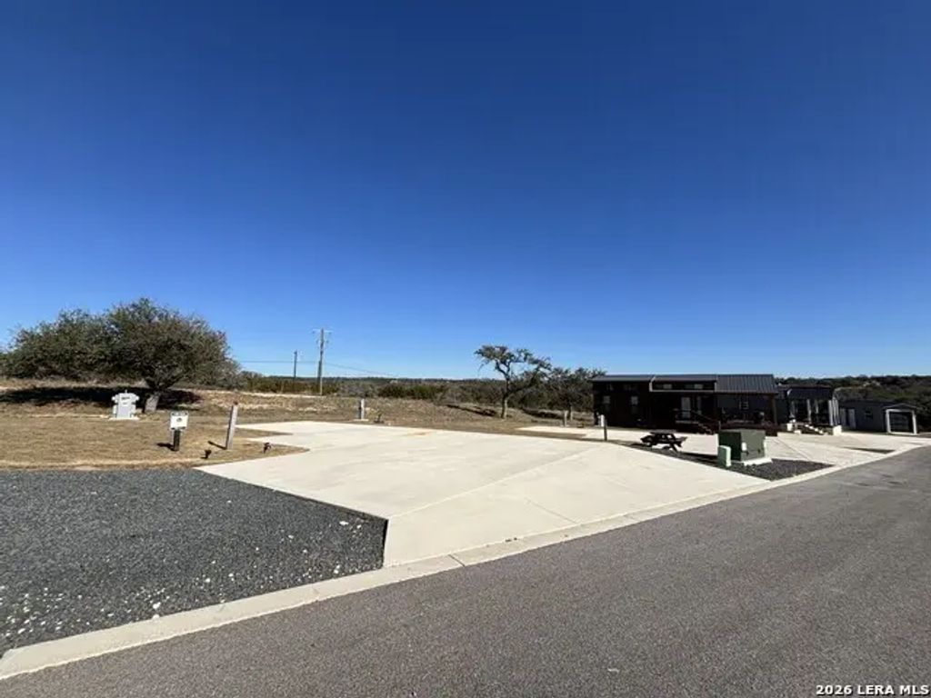5386 Ranch Road 1376 #6, Fredericksburg