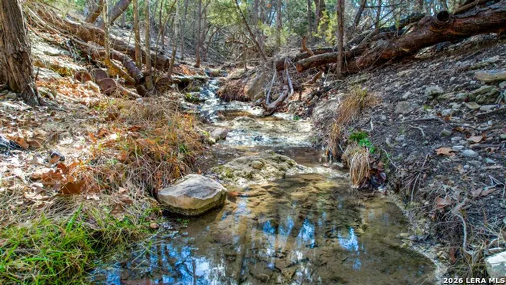 214 Hazelett Rd, Kerrville
