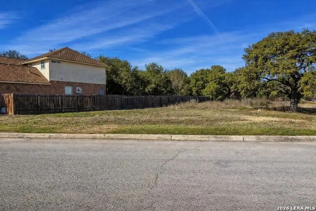 21502 Bubbling Crk, San Antonio
