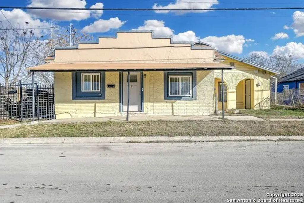 1114 S San Marcos, San Antonio
