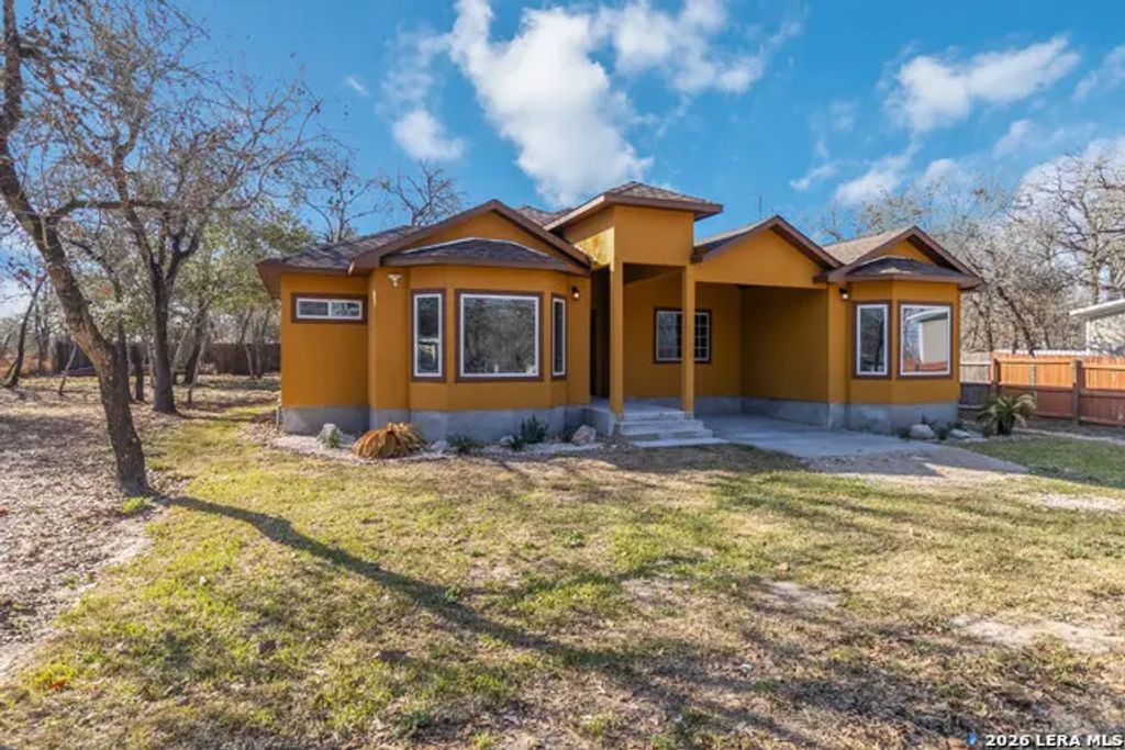 3938 New Mathis, Elmendorf