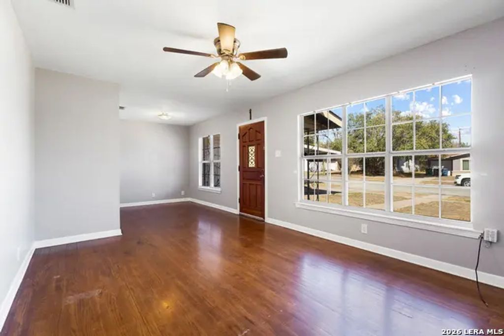 210 Dryden, San Antonio