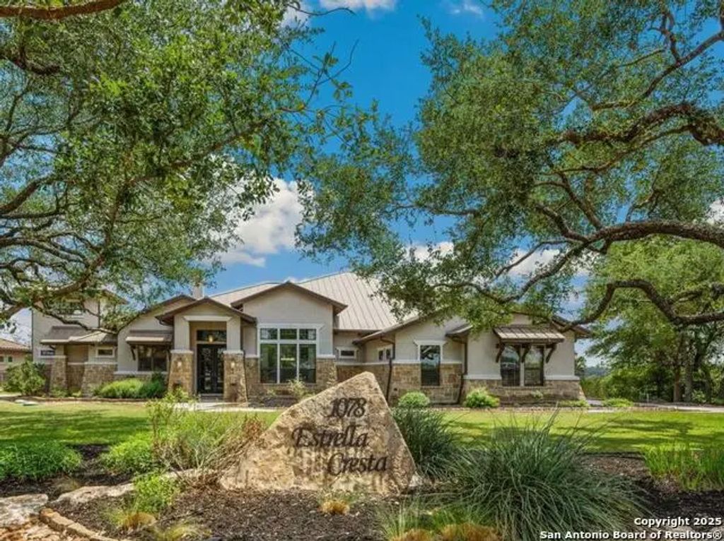 1078 Star Ridge, Spring Branch