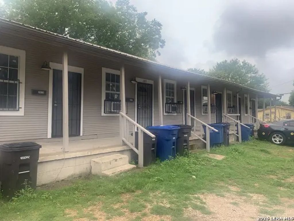2011 S San Jacinto St., San Antonio