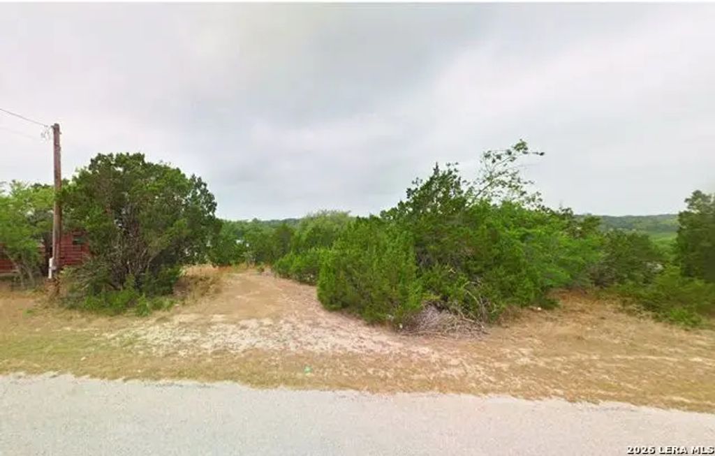 1022 Cypress, Canyon Lake