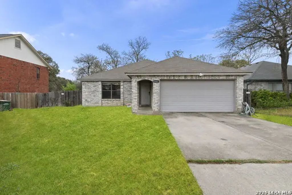 9327 Claret, San Antonio