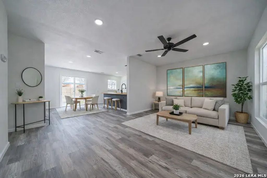 7022 Brownleaf, San Antonio