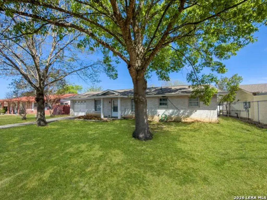 5839 Sandy Valley St, San Antonio