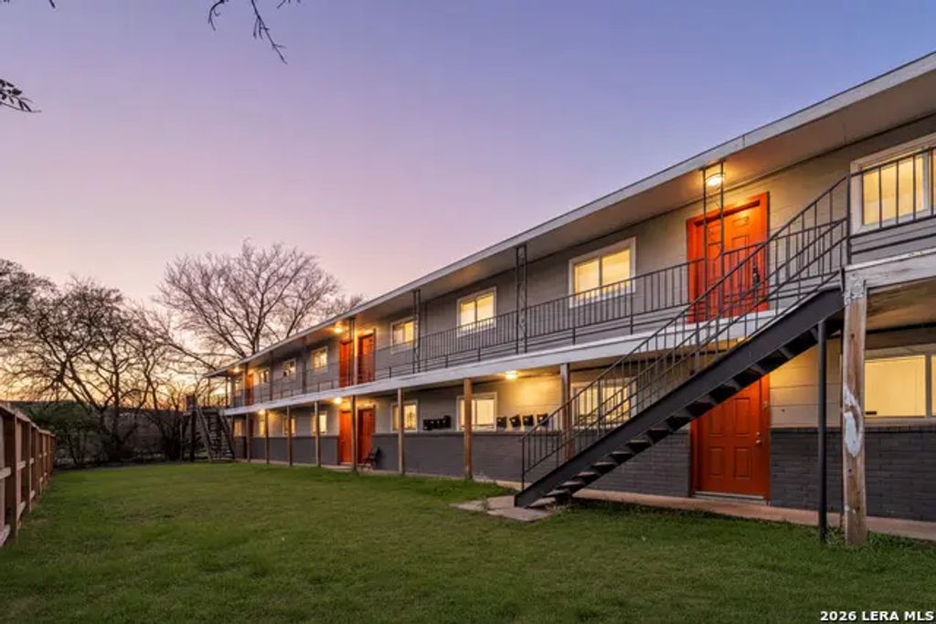 2807 Observation, San Antonio