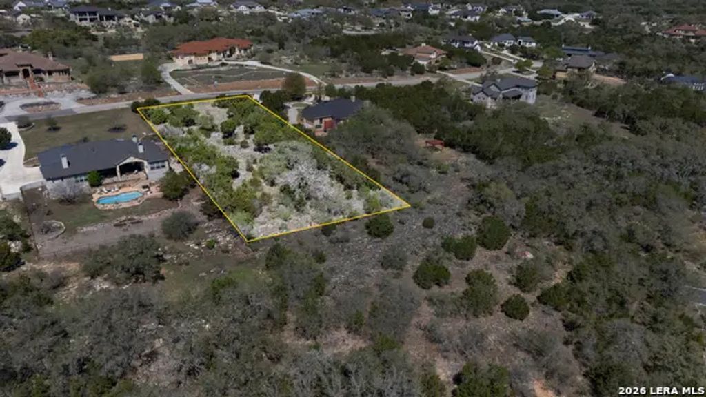339 Valley, New Braunfels