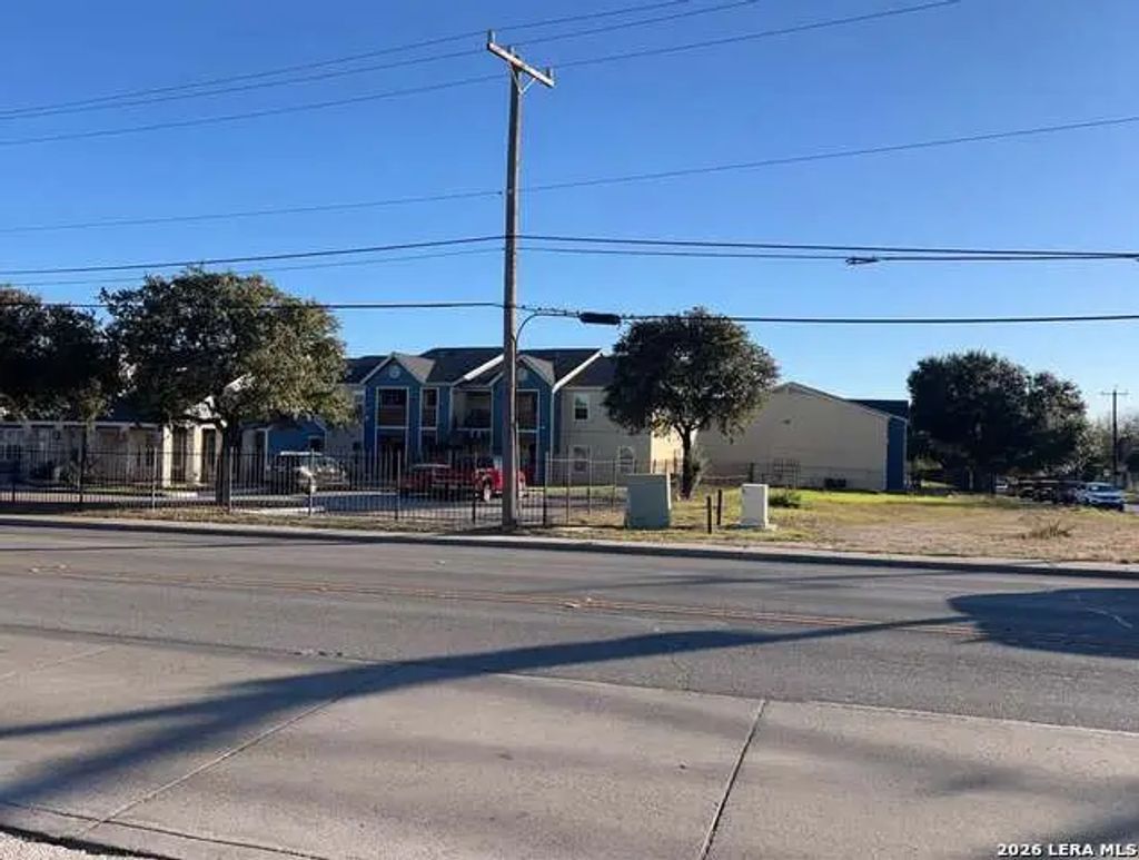 6058 Commerce, San Antonio