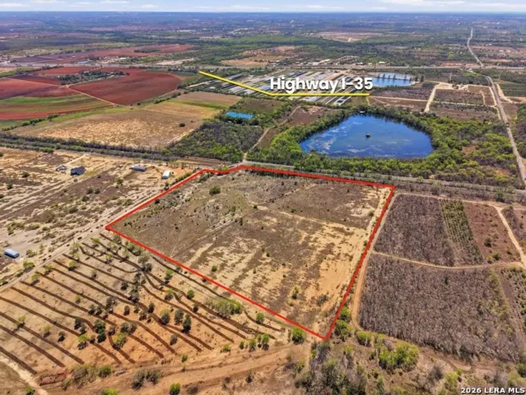14215 Quintana, Atascosa
