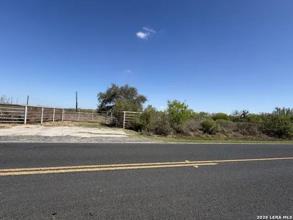 10945 Briggs Rd, Atascosa