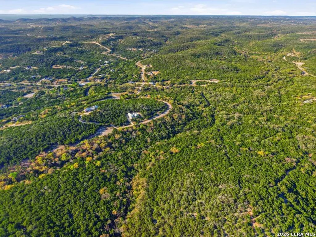 386 Private Road 1712, Mico