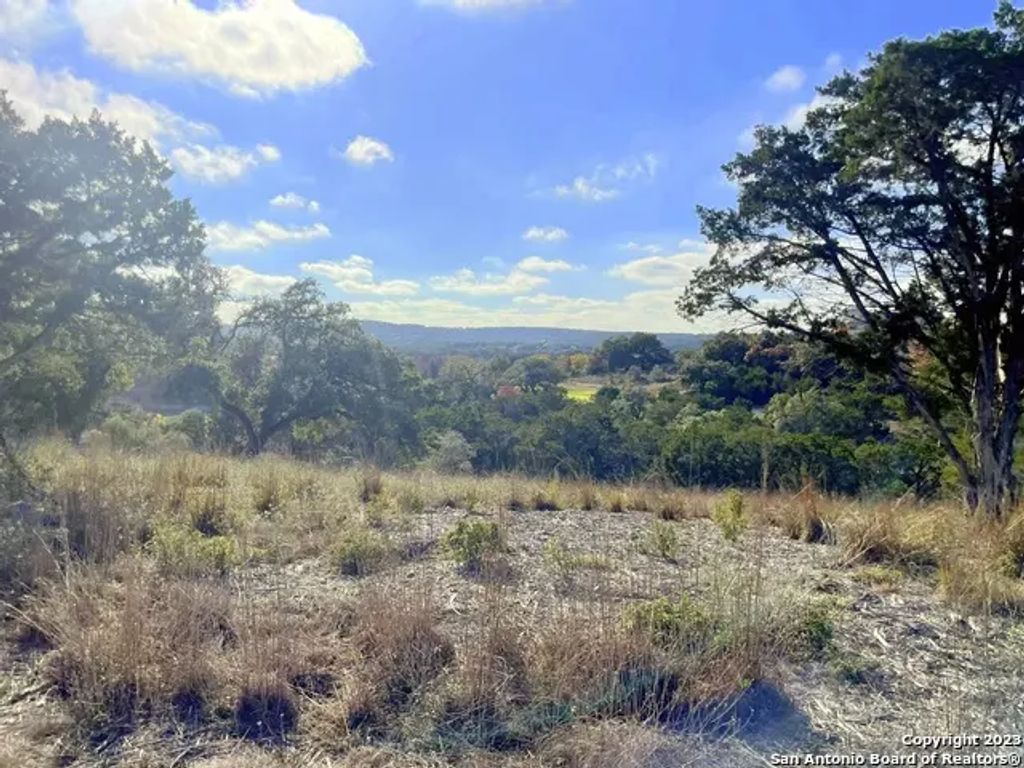 150 Riddle, Spring Branch