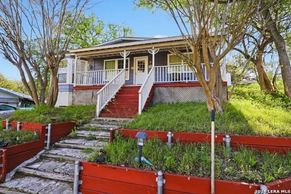 173 Lucy, New Braunfels