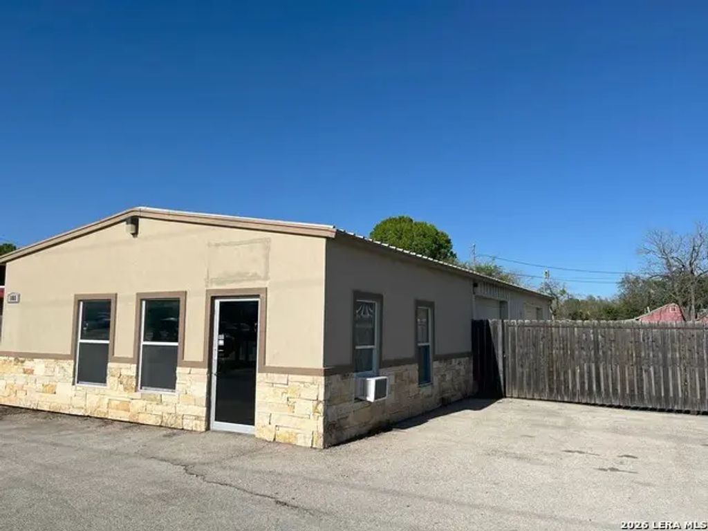 108 Schertz, Schertz