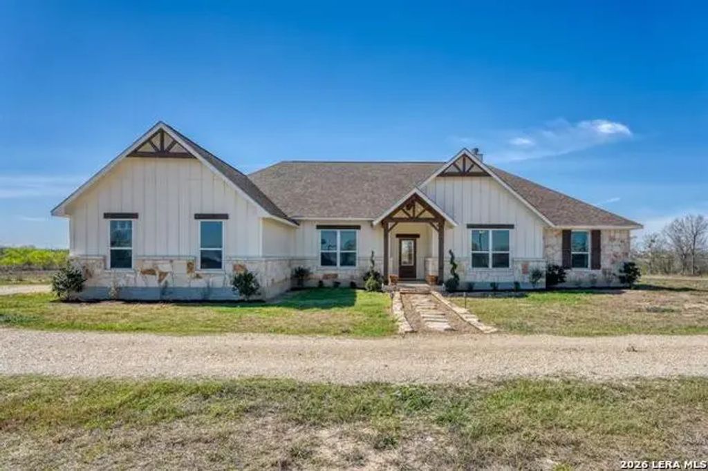 1642 Scull Rd, San Marcos