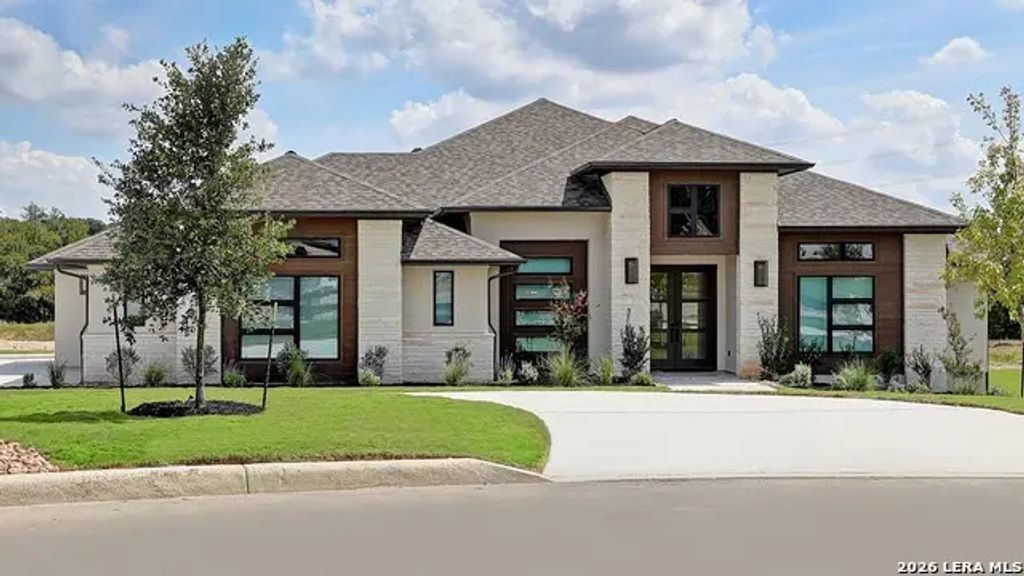 218 Laughing Dog, Boerne